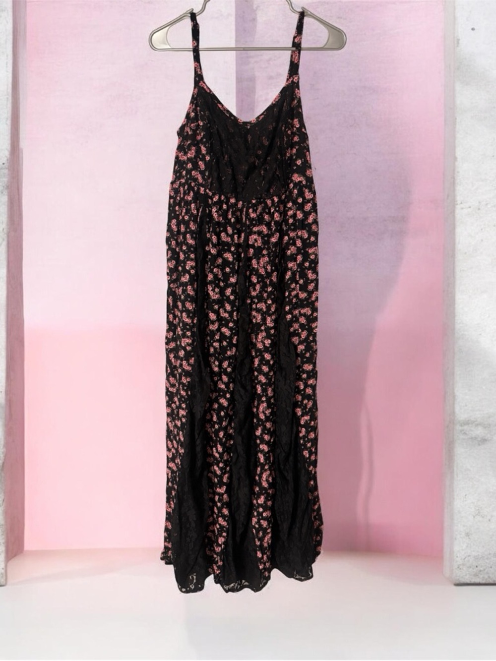 Floral Lace Panel Black Maxi Dress - Torrid - Picture 2 of 8